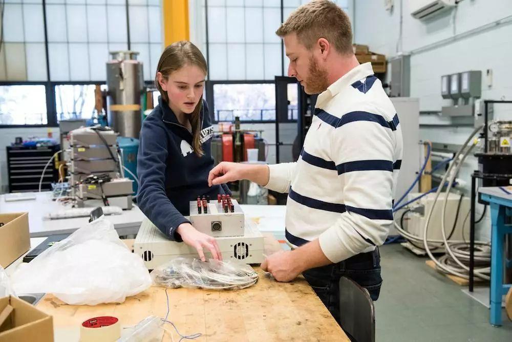 怎樣才能申請美國杰出人才移民？